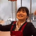 Nhà hàng lẩu kiếm được tiền tỷ trong dịp Tết, ông chủ quyết định tặng hết cho nhân viên avatar1738573250406 17385732525731516272495jpg