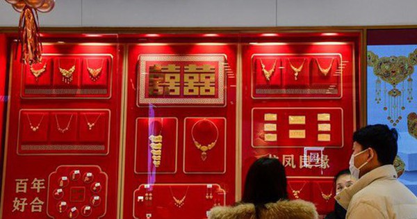 Một năm ấn tượng với giao dịch vàng avatar1738802498493 17388024987101666830335 0 42 315 546 crop 17388036427391421274018jpg