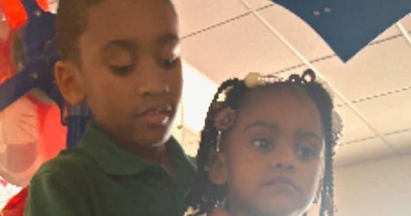 Mỹ: Bé trai bị thương nặng vì bảo vệ em gái khỏi mảnh vỡ máy bay rơi avatar1738921155457 17389211604981234259447 0 0 315 504 crop 1738921197093435545170jpg