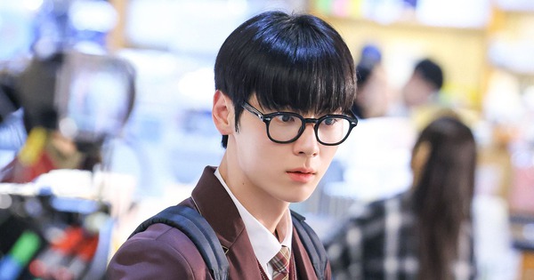 Phim Hàn có độ hot tăng 290% được tung hô khắp MXH, nam chính cả diễn xuất lẫn nhan sắc đều "đỉnh nóc kịch trần" avatar1739249339367 173924934019747109530 0 0 714 1365 crop 17392493977421003947985jpg