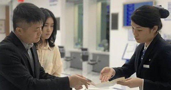 Doanh nhân gửi hơn 20 tỷ đồng vào tài khoản buổi sáng, quá trưa chỉ còn 2 triệu đồng: Ngân hàng tuyên bố “giao dịch khấu trừ bình thường” avatar1739335602203 1739335602663251412098 0 42 315 546 crop 17393356255501530282361jpg