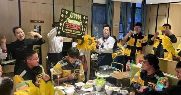 Haidilao gây xôn xao khi đăng tin tuyển dụng shipper có bằng đại học trường top: Dân mạng hoang mang “Cuộc sống đã khó khăn đến thế sao?” avatar1739349619271 1739349619492220813555 25 0 400 600 crop 17393496395341927623752jpeg