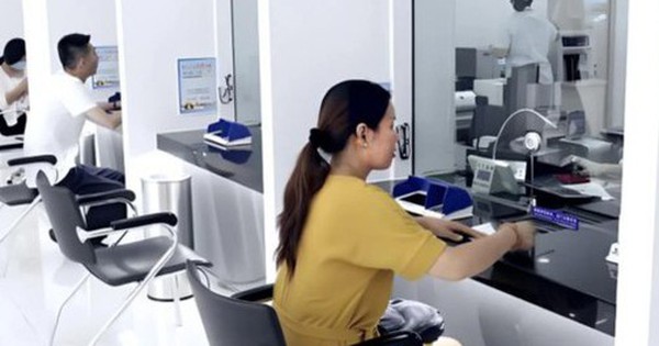 Đem 167 tỷ đồng gửi tiết kiệm, đến ngân hàng, người phụ nữ sốc nặng khi biết bị "mất trắng" avatar1739606185544 1739606191439468802401 0 32 315 536 crop 17396062049811382160584jpg