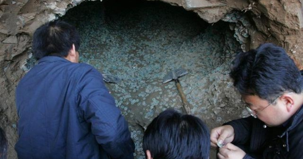 Công trường dừng thi công khẩn cấp vì máy xúc đào trúng giếng cổ, kho báu 200.000 vật thể "xâu thành chuỗi" màu xanh lục được đào lên avatar1739614179982 1739614180218652776453png