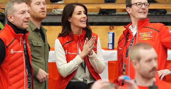 Harry rạng rỡ hội ngộ cùng cặp đôi hoàng gia có "nhiều điểm chung" tại Canada ngay sau khi Meghan trở về Mỹ avatar1739717455993 1739717456875281771355 0 17 315 521 crop 17397174631791612915492jpg