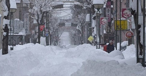 Mùa đông Nhật Bản tiếp tục khắc nghiệt, 21 người tử vong do bị tuyết vùi avatar1739964618889 1739964619093810927842 0 94 275 534 crop 17399646468631540181698jpg