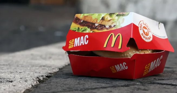 Làm 1 giờ tại Nhật Bản chỉ đủ mua 2 cái bánh hamburger: Chuyện gì đang diễn ra ở nền kinh tế lớn thứ 4 thế giới? avatar1740029394730 1740029395021347247634 0 208 409 862 crop 17400294254841117245293png