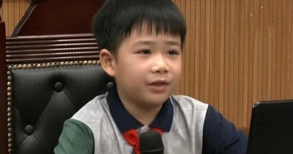 Thần đồng 4 tuổi chỉ “vanh vách” lỗi sai kỹ thuật tại cung Thiên văn, 9 tuổi tự chế tạo tên lửa phóng thành công 200m: Cha mẹ đồng hành đúng đắn avatar1740131166125 1740131166366580661311jpg