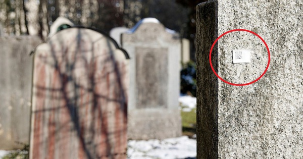 Nhãn dán mã QR xuất hiện bí ẩn trên hơn 1.000 ngôi mộ ngẫu nhiên: Cảnh sát vào cuộc phát hiện nguyên nhân khó tin avatar1740382088464 17403820886921002893 0 160 914 1623 crop 17403821185451466185116jpg