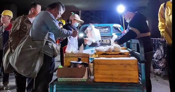 Xem bức ảnh thị trường lao động lúc 4 giờ sáng, tôi quyết định không nghỉ việc sau Tết nữa - “Còn thở là còn gỡ!” avatar1740634759216 1740634759509639722426jpeg