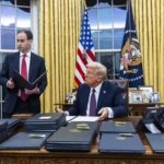 Tiếng Anh sắp thành ngôn ngữ chính thức của Mỹ? avatar1740792130682 1740792131039703254473 0 49 315 553 crop 17407921499511366463074jpeg