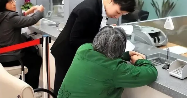 Cụ bà sáng gửi tiết kiệm 192 triệu đồng, đến chiều phát hiện tiền được chuyển đi mua bảo hiểm, cơ quan chức năng tuyên bố: "Ngân hàng phải đền tiền cho khách" avatar1740891978201 1740891978538777719011png