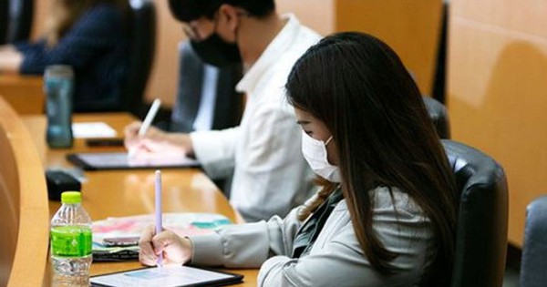 Kỷ lục số tiến sĩ thất nghiệp ở Hàn Quốc avatar1741054612121 17410546127741703845021 0 0 571 913 crop 1741054648961177331489jpg