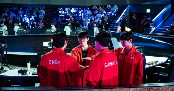 T1 bất ngờ mang "ánh sáng" cho Gumayusi và fan giữa lúc drama vẫn căng thẳng avatar1741329652491 17413296527441162890162 36 0 507 900 crop 1741330136047762216160png