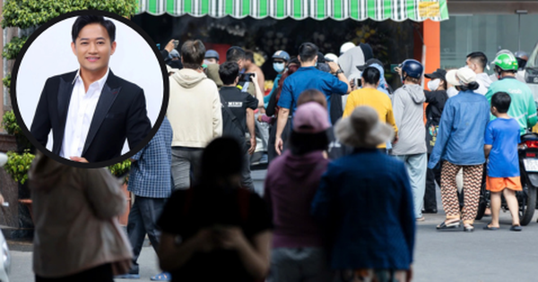 Cảnh tượng gây bức xúc tại lễ viếng cố nghệ sĩ Quý Bình avatar1741441134494 174144113491157376697 0 0 251 479 crop 1741441244211716613112png