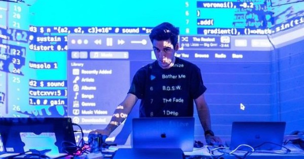 Chàng trai làm game chỉ bằng 1 câu lệnh AI, kiếm 1 tỷ đồng/tháng avatar1741596336872 17415963370681851273321 102 0 467 698 crop 17415964541161991957772jpg