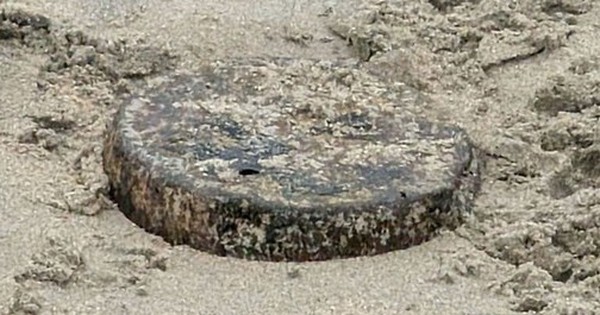 Phát hiện vật thể lạ trên biển ở Anh, đội gỡ bom được gọi đến và cái kết bất ngờ avatar1741948209607 17419482098471144021703 0 45 315 549 crop 17419482362152055033003jpg