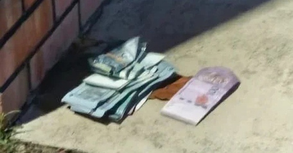 Người dân sốc nặng khi thấy tiền mặt rơi rải rác khắp đường avatar1742029000570 1742029000819287038609 0 0 315 504 crop 17420290178781413239035jpg