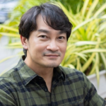 Nam nghệ sĩ cả nước biết mặt: Ngoài 50 vẫn sống với bố mẹ, kết hôn gần 10 năm vẫn giấu mặt vợ avatar1742360465685 17423604661711353120649 237 0 656 800 crop 1742360512319639399662png