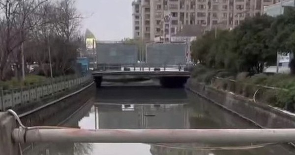 Cứu người phụ nữ nhảy xuống sông, cô gái 19 tuổi tử vong avatar1742459670449 17424596706332145893077 0 34 315 538 crop 1742459710291512272434jpg