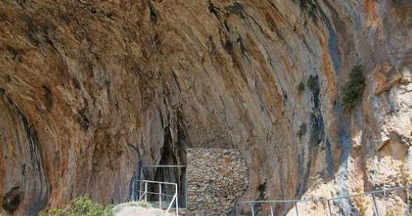 Sốc với tác phẩm nghệ thuật 200.000 tuổi của loài người khác avatar1742543826181 17425438266111241286670 0 24 315 528 crop 1742543843200700632776jpg