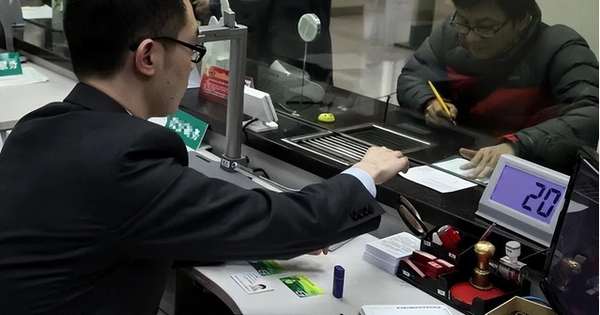 Cụ ông U85 gửi tiết kiệm 200 triệu đồng, 30 năm sau đi rút chỉ còn 77k: Ngân hàng tuyên bố không liên quan nhưng tòa phán “phải hoàn trả toàn bộ số tiền” avatar1742610285318 1742610285723541956013png