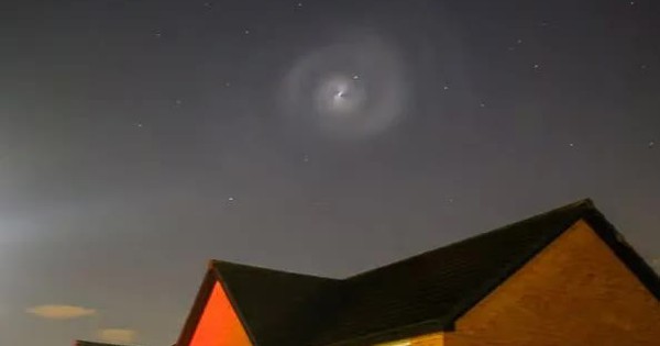 Đã xác định được "vật thể lạ" hiếm thấy trên bầu trời nước Anh avatar1743065264149 1743065264429383018903jpg