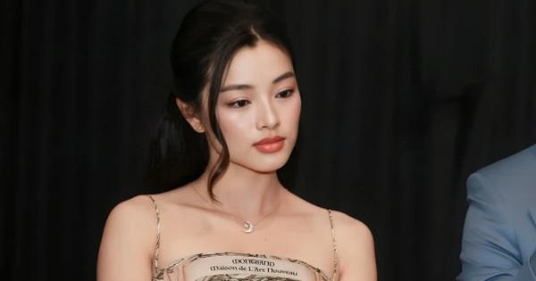 Đoàn phim dùng xe cứu thương chở NSƯT Đại Nghĩa, Bạch Công Khanh đến họp báo đang phải trả giá avatar1743220779951 1743220780991703793789 0 0 313 598 crop 17432209112641473262883jpeg