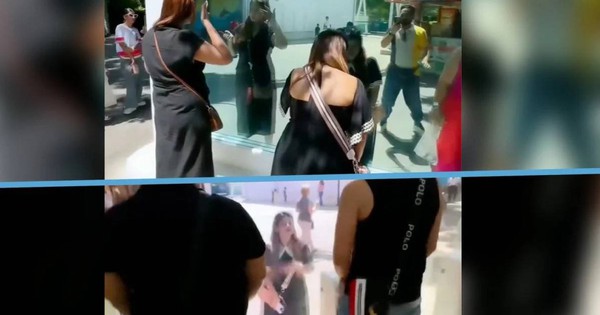 Công viên gây phẫn nộ khi lắp gương 2 chiều trong WC, cho phép đàn ông vừa đi vệ sinh vừa ngắm phụ nữ avatar1743497354199 1743497354426984951380jpg