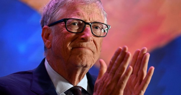 Bill Gates tiên đoán tuần làm việc 2 ngày không còn xa vì con người sắp bị thay thế trong nhiều ngành nghề, muốn tự làm cũng không bắt kịp công nghệ avatar1743581800034 17435818002671678120517jpg