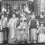 Ảnh hiếm cuối thời Thanh: Từ Hi thái hậu nhiệt tình trong việc này, Lý Liên Anh dùng sào tre chống thuyền avatar1744211412939 17442114132181661499010 160 0 960 1280 crop 1744211432406497667964jpg