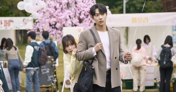 Phim ngôn tình mới chiếu đã bị chê "ngớ ngẩn nhất trần đời", netizen đòi góp tiền cho nam chính học lại diễn xuất avatar1744455717397 1744455718143273495174jpg