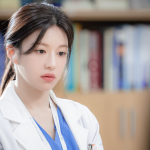 Phim Hàn mới chiếu đã khiến cõi mạng bùng nổ: Nữ chính xinh yêu như em bé, nhìn chỉ muốn bắt về nuôi avatar1744530784709 1744530785345436857661 0 1 1047 2000 crop 17445308259181592505332png