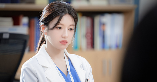 Phim Hàn mới chiếu đã khiến cõi mạng bùng nổ: Nữ chính xinh yêu như em bé, nhìn chỉ muốn bắt về nuôi avatar1744530784709 1744530785345436857661 0 1 1047 2000 crop 17445308259181592505332png