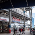 Lo ngại thuế quan, người Mỹ đua nhau gom hàng Giáng sinh vì sợ tăng giá, doanh số hàng loạt sản phẩm từ đồ hộp đến cà phê tăng mạnh avatar1744609850212 17446098507551933309087 0 0 636 1018 crop 17446098782831057006993png