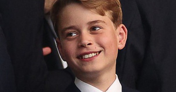 Hoàng tử George có thể đổi tên khi lên ngôi, lý do rất sâu xa được tiếp nối từ lịch sử hoàng gia avatar1744771375746 1744771376200595244499 0 60 315 564 crop 17447713933332147220746jpg