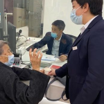 Thay mới thẻ ATM cũ, người phụ nữ phát hiện tài khoản có thêm 1,7 tỷ đồng, ngân hàng khẳng định: Sao kê không tìm thấy người đã chuyển khoản nhầm? avatar1745068556159 17450685566671430505574 54 0 471 667 crop 17450685893372044820283png