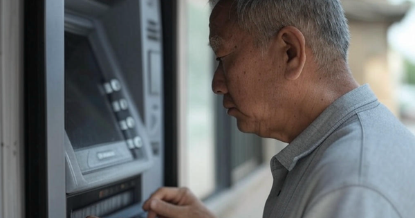 Cụ ông 89 tuổi đi rút hơn 14 triệu đồng tại cây ATM, về nhà phát hiện chỉ còn 1 nửa: Cảnh sát cảnh báo chiêu lừa đảo “nhanh như chớp” avatar1745075498238 17450754991591530067809 73 0 823 1200 crop 1745075549902735573665png