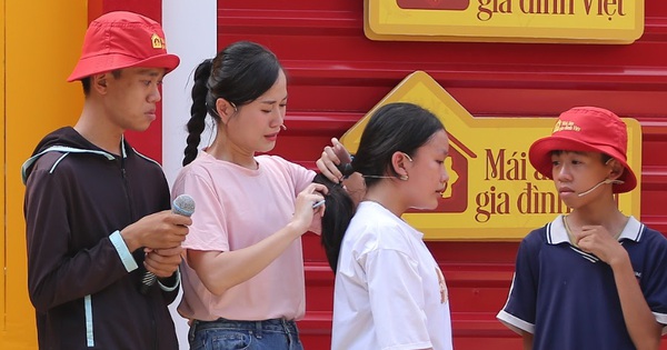 Một nữ diễn viên bật khóc nức nở, xin phép làm điều này trên truyền hình avatar1745375161249 1745375161695383071086 0 0 473 902 crop 17453752508511052581269jpg