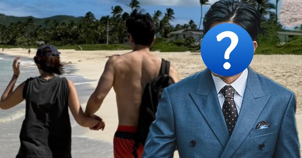 Khoe ảnh kỷ niệm 30 năm ngày cưới, nam thần U60 gây sốc với body như trai trẻ avatar1745541389317 17455413907811095627179 0 0 419 800 crop 17455414478731815102278jpg