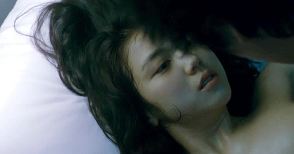 Phim 18+ Hàn Quốc bị chỉ trích nặng nề: Nữ chính 22 tuổi gây sốc toàn châu Á vì cảnh nóng thật avatar1745691882693 1745691883236468806042jpg