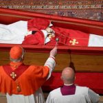 Tiết lộ những vật phẩm được an táng cùng cố Giáo hoàng Francis avatar1745808318570 1745808318751330030191jpeg