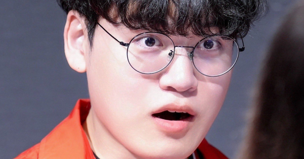 Gumayusi bị đối thủ "chăm sóc đặc biệt" khiến fan cũng lo lắng avatar1745822382932 17458223831771132503294 118 0 589 900 crop 17458225095741154520692png