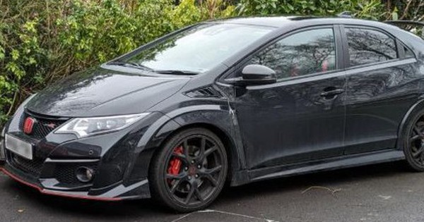 Chi 691 triệu đồng mua ô tô, người đàn ông sốc nặng khi biết nguồn gốc chiếc xe avatar1745831159599 1745831159855216270945 0 15 315 519 crop 17458311716651710485478jpg