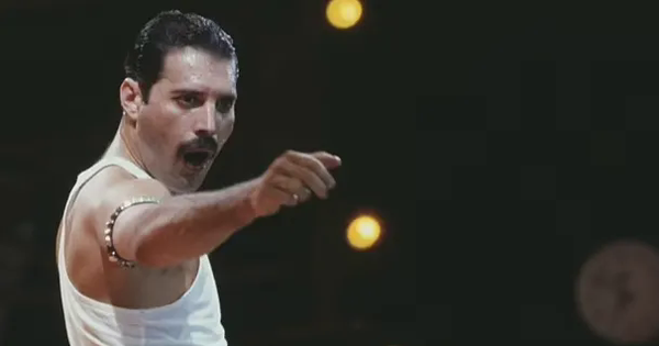 17 cuốn nhật ký bí mật của Freddie Mercury sẽ được công bố avatar1746059823409 17460598238311415049505 0 0 318 608 crop 174605990211196532563png