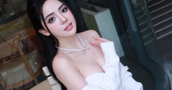 Không nhận ra nữ streamer từng khóc "ăn vạ" trên sóng, giao diện hiện tại gợi cảm khó cưỡng avatar1746270393070 17462703937041487516600 0 0 313 600 crop 17462704468541188692342jpg