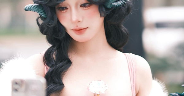 Nữ coser zoom cận khoảnh khắc tẩy trang, mặt mộc vẫn khiến fan nam say đắm avatar1746518602816 1746518603104498623058 1 0 315 600 crop 1746518710021527587517jpg