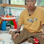 Nghỉ việc ở nhà chăm con toàn thời gian, ông bố 9X bị chẩn đoán trầm cảm, viêm khớp avatar1746521124409 17465211250471698719592jpg