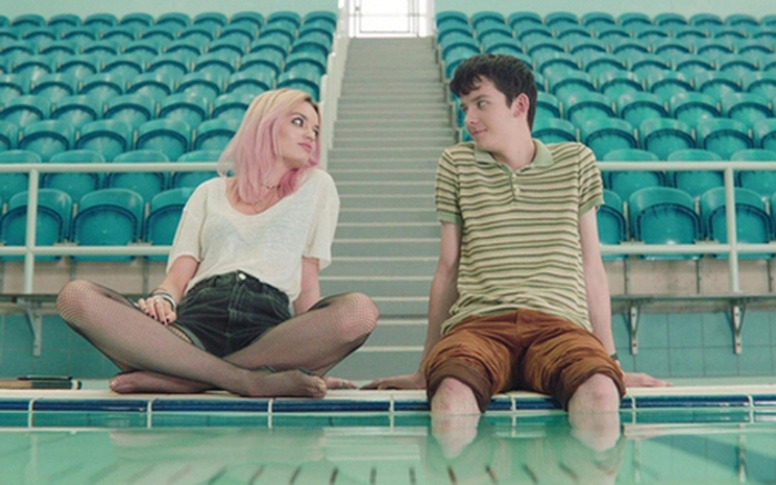 Xem phim Sex Education 10 lần là 10 lần phải tua nhanh 1 cảnh nóng cực chướng, sao nam chính khổ thế hả trời?- Ảnh 2.