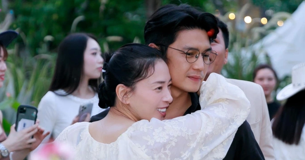 Sướng như mẹ bầu Ngô Thanh Vân: Chồng trẻ chăm cỡ này bảo sao ai nhìn cũng trầm trồ ghen tị avatar1746952458617 17469524590711853643645 0 0 481 920 crop 17469525187521036071797png